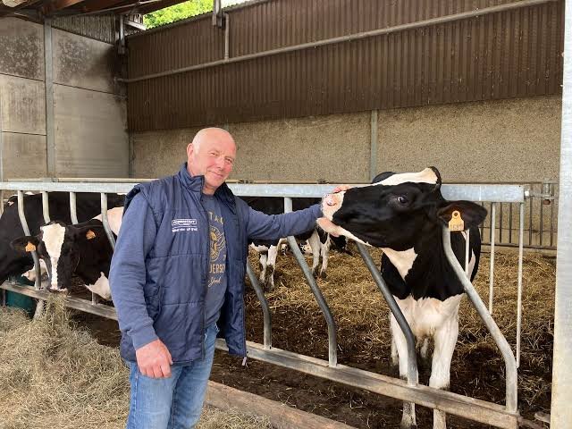 Dairy Farm Worker Job
