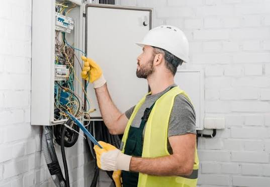 Electrician Job