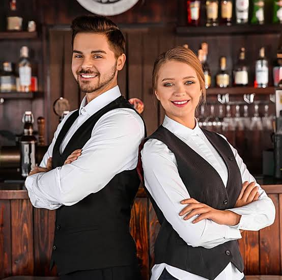 Food and Beverage Waiter/Waitress