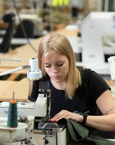 Industrial Sewing Machinist Job