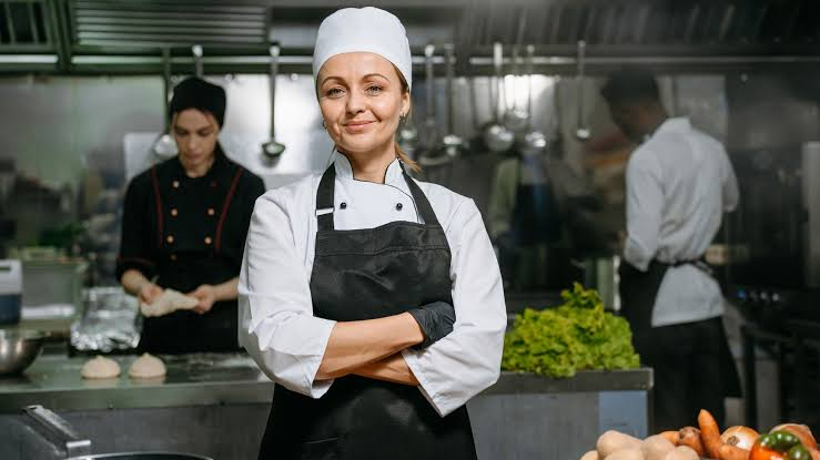 Kitchen Staff and Commis Chef Job