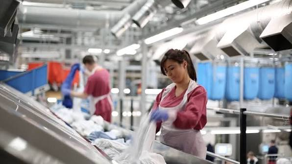 Laundry Aide Job
